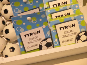 Communiebedankjes in voetbalthema voor Tyron
